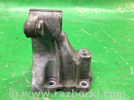 ФОТО Кронштейн генератора для Toyota RAV-4 (15-18) Киев
