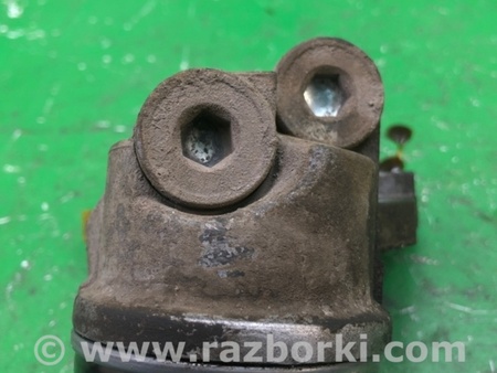 ФОТО Кронштейн масляного фильтра для Toyota RAV-4 (15-18) Киев