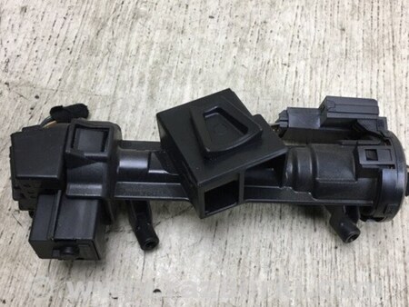 ФОТО Замок зажигания для Ford Focus 3 (01.2010 - 03.2018) Киев