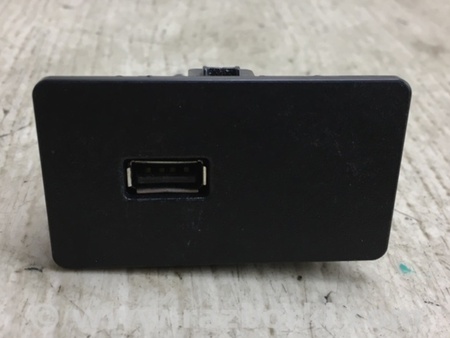ФОТО USB адаптер для Ford Focus 3 (01.2010 - 03.2018) Киев