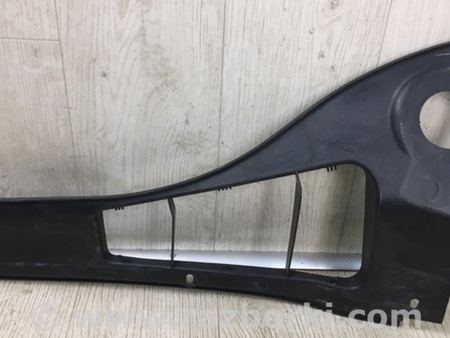 ФОТО Пластик под лобовое стекло (Жабо) для Ford Focus 3 (01.2010 - 03.2018) Киев