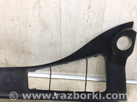 ФОТО Пластик под лобовое стекло (Жабо) для Ford Focus 3 (01.2010 - 03.2018) Киев