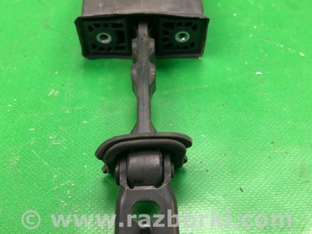 ФОТО Ограничитель двери для Volkswagen Jetta USA (10-17) Киев