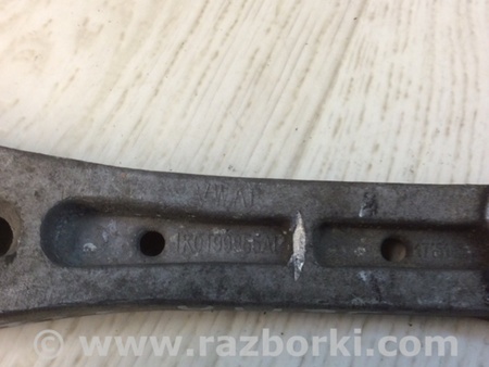 ФОТО Подушка двигателя нижняя для Volkswagen Jetta USA (10-17) Киев