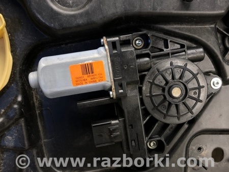 ФОТО Стеклоподъемник для Jeep Cherokee (2014-) Киев