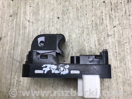 ФОТО Кнопка стеклоподьемника для Mazda 3 BM (2013-...) (III) Киев