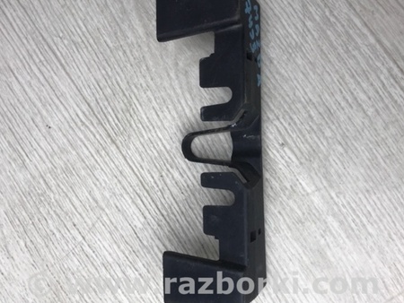 ФОТО Накладка передней панели верх для Mazda 3 BM (2013-...) (III) Киев