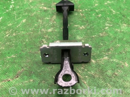 ФОТО Ограничитель двери для Mazda 3 BM (2013-...) (III) Киев