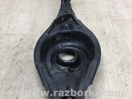 ФОТО Рычаг задний нижний поперечный для Mazda 3 BM (2013-...) (III) Киев