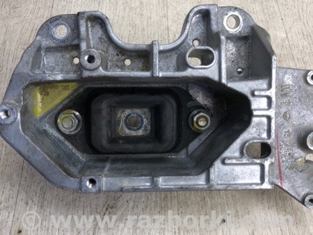ФОТО Подушка АКПП для Nissan Sentra B17 Киев