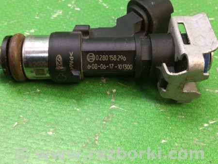 ФОТО Форсунка топливная для Nissan Sentra B17 Киев