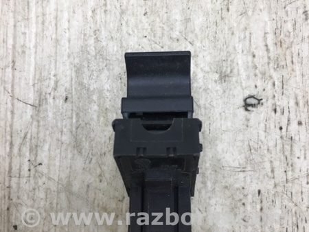 ФОТО Кнопка стеклоподьемника для Volkswagen Jetta USA (10-17) Киев