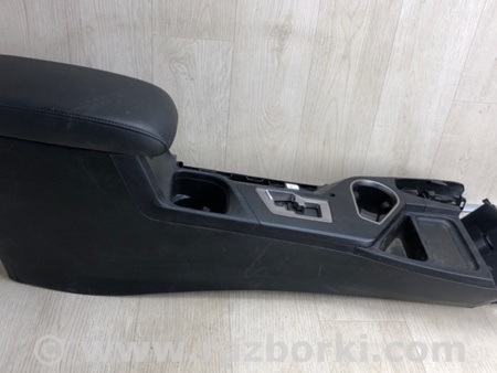 ФОТО Консоль центральная для Toyota RAV-4 (15-18) Киев