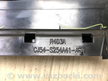 ФОТО Накладка двери для Ford Escape 3 (01.2012-12.2018) Киев