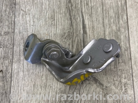ФОТО Петля двери нижняя для Ford Escape 3 (01.2012-12.2018) Киев
