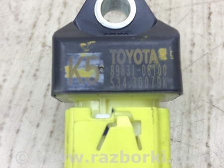 ФОТО Датчик удара для Toyota Camry 70 XV70 (01.2017-...)  Киев