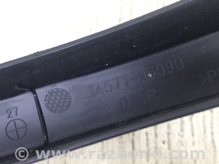 ФОТО Накладка петли крышки багажника для Toyota Camry 70 XV70 (01.2017-...)  Киев