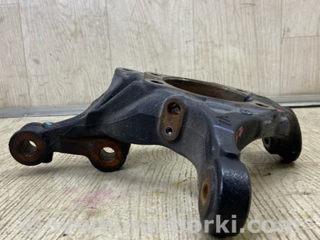 ФОТО Кулак поворотный для Toyota Camry 70 XV70 (01.2017-...)  Киев