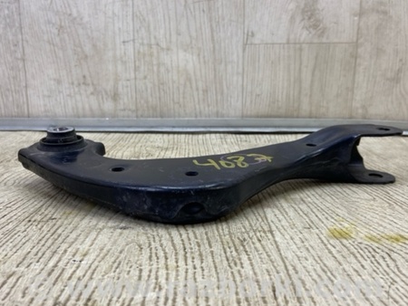 ФОТО Рычаг задний верхний поперечный для Toyota Camry 70 XV70 (01.2017-...)  Киев