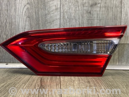 ФОТО Фонарь задний внутренний для Toyota Camry 70 XV70 (01.2017-...)  Киев