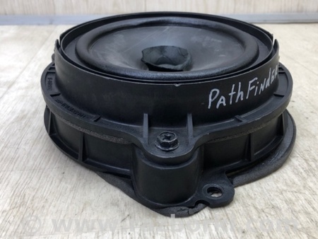ФОТО Динамики для Nissan Pathfinder R52 Киев