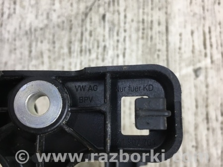 ФОТО Кронштейн датчика слепых зон для Volkswagen Passat B8 (07.2014-...) Киев