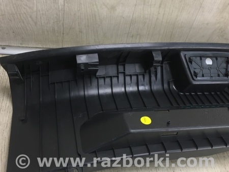 ФОТО Накладка панели багажника внутренняя для Volkswagen Jetta USA (2018-) Киев