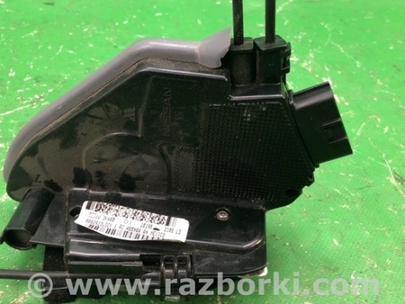 ФОТО Замок двери для Nissan Pathfinder R52 Киев