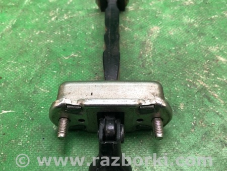 ФОТО Ограничитель двери для Nissan Pathfinder R52 Киев