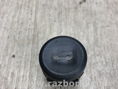 ФОТО Кнопка открывания багажника внутренняя для Chevrolet Cruze J400 (2016-2024) Киев