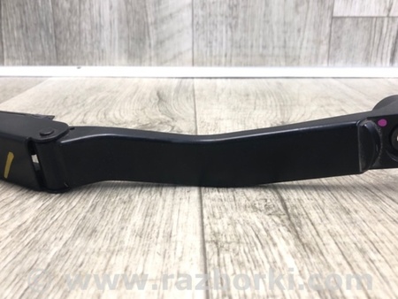 ФОТО Поводок дворника для Nissan Qashqai/Roque Sport (2014-) Киев