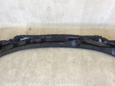 ФОТО Пластик под лобовое стекло (Жабо) для Nissan Qashqai/Roque Sport (2014-) Киев