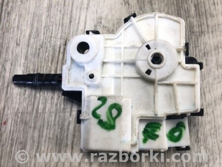 ФОТО Замок лючка бензобака для Toyota Camry 70 XV70 (01.2017-...)  Киев