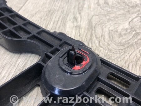 ФОТО Кронштейн бампера для Toyota Camry 70 XV70 (01.2017-...)  Киев