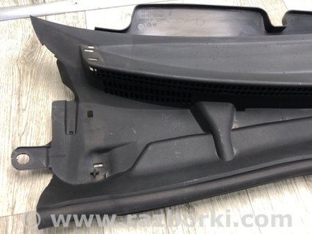 ФОТО Пластик под лобовое стекло (Жабо) для Toyota Camry 70 XV70 (01.2017-...)  Киев