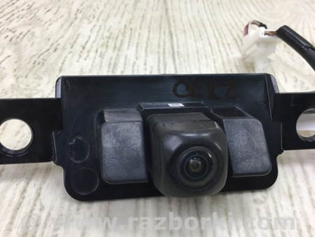 ФОТО Камера заднего вида для Toyota Camry 70 XV70 (01.2017-...)  Киев