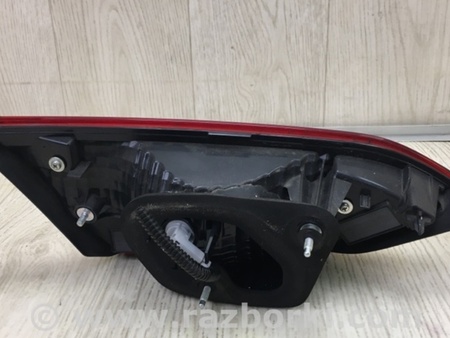 ФОТО Фонарь задний внутренний для Toyota Camry 70 XV70 (01.2017-...)  Киев