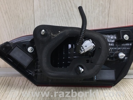 ФОТО Фонарь задний внутренний для Toyota Camry 70 XV70 (01.2017-...)  Киев