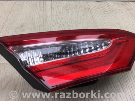 ФОТО Фонарь задний внутренний для Toyota Camry 70 XV70 (01.2017-...)  Киев