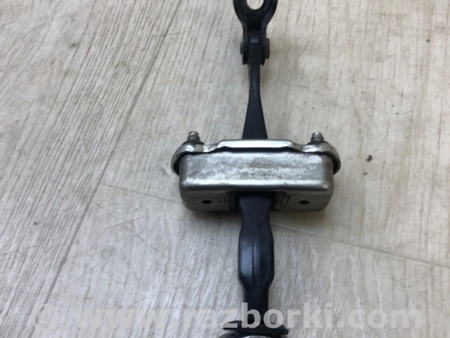 ФОТО Ограничитель двери для Nissan Pathfinder R52 Киев