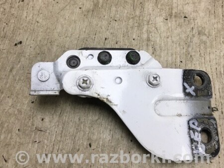 ФОТО Ролик сдвижной двери верхний для Nissan NV200 USA (2013-) Киев