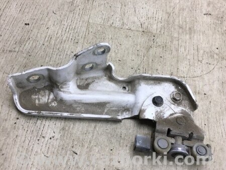 ФОТО Ролик нижний боковой сдвижной двери для Nissan NV200 USA (2013-) Киев