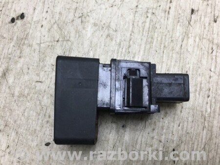 ФОТО Кнопка аварийки для Nissan NV200 USA (2013-) Киев