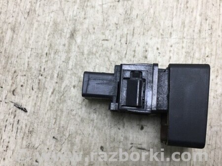 ФОТО Кнопка аварийки для Nissan NV200 USA (2013-) Киев