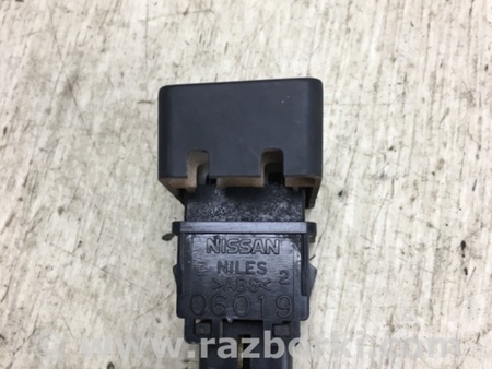 ФОТО Кнопка аварийки для Nissan NV200 USA (2013-) Киев