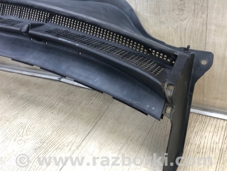 ФОТО Пластик под лобовое стекло (Жабо) для KIA Forte BD (18-21) Киев