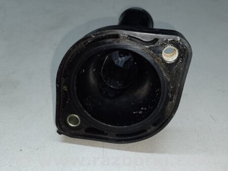ФОТО Крышка термостата для Toyota Camry 30 XV30 (09.2001-03.2006) Киев