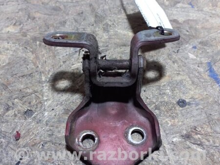 ФОТО Петля двери верхняя для Mazda 626 GF/GW (1997-2002) Киев