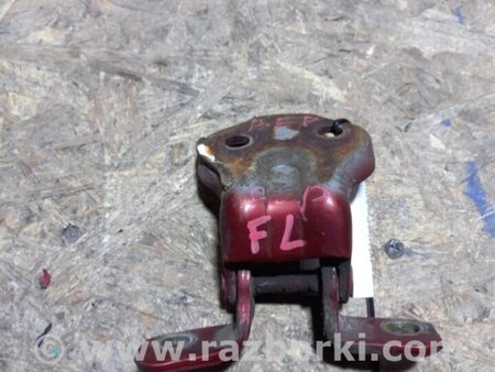 ФОТО Петля двери верхняя для Mazda 626 GF/GW (1997-2002) Киев
