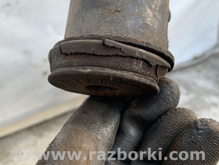 ФОТО Рычаг передний нижний для Lexus LS430 (00-06) Киев